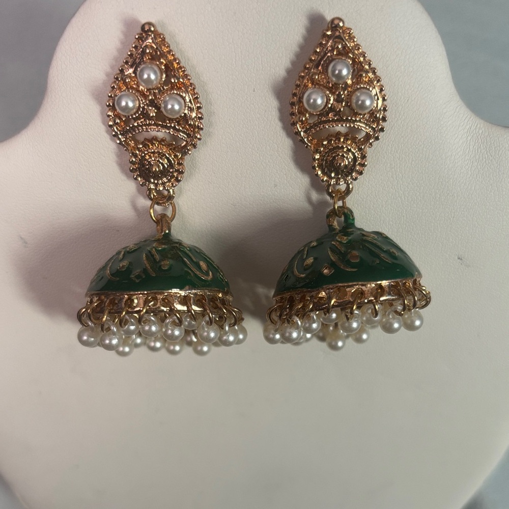 Elegant Gold and Green Jhumka Earrings